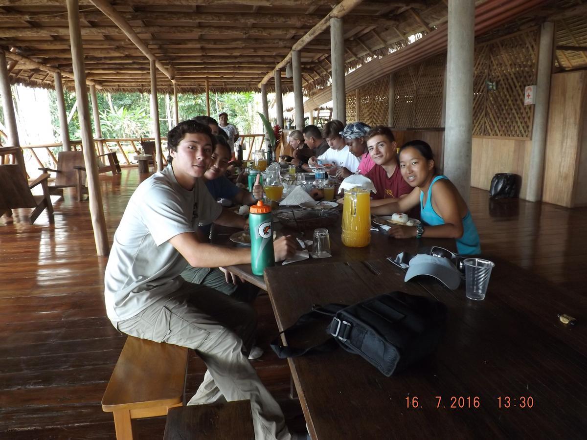 Tambopata Tres Chimbadas Lake Lodge מראה חיצוני תמונה